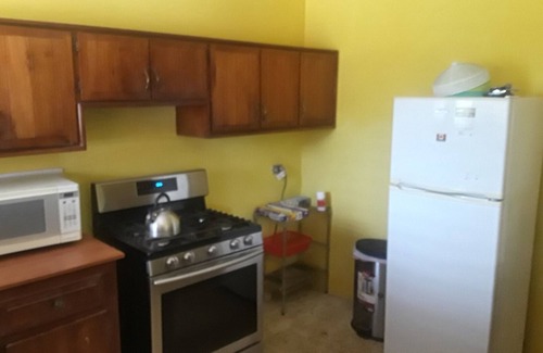 Epworth Casa | Secluded location/Weekly Discounts/ 15 mins Ocho Rios/ Netflix Cable TV