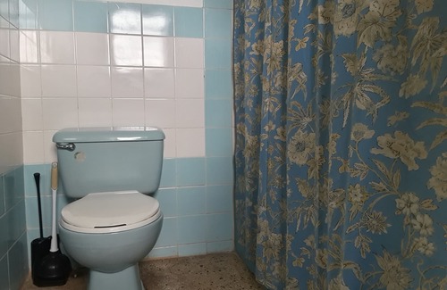 Epworth Casa | Secluded location/Weekly Discounts/ 15 mins Ocho Rios/ Netflix Cable TV