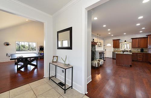 Willard Casa | Secluded Lodge 8acres Hot Tub, Pingpong pedalboat!