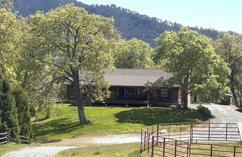 Posey Casa | Secluded log home on horse ranch in Sequoia National Forest, Posey, CA