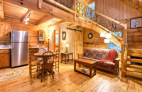 Cataloochee Cabina | Secluded Mountain Cabin in the Great Smoky Mountains -lots of recreation nearby!