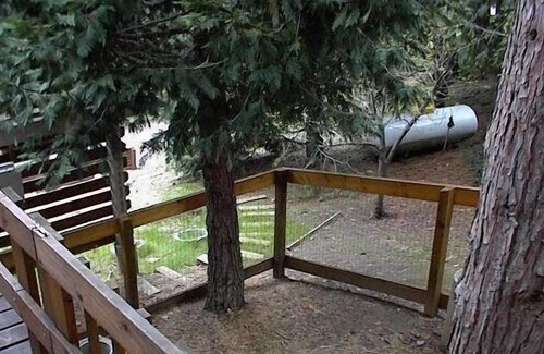 Camp Nelson Cabina | Aislada Cabina de la montaña con el encanto rústico en el Bosque Nacional Sequoia