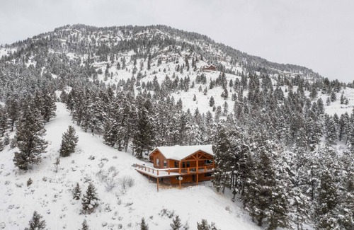 Bozeman Casa | Secluded Mountain Retreat with Stunning Views