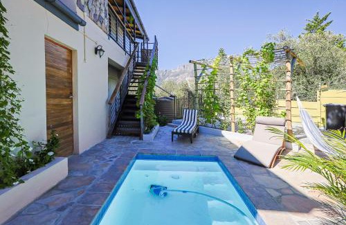 Hout Bay Apartamento | Secluded Mountain Retreat with Scenic Views