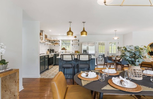Alexander Casa | Secluded Oasis: 15 Min to DT, Hot Tub, Sauna, GameRoom, FirePit, Dogs Welcome!