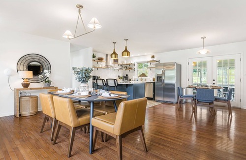 Alexander Casa | Secluded Oasis: 15 Min to DT, Hot Tub, Sauna, GameRoom, FirePit, Dogs Welcome!