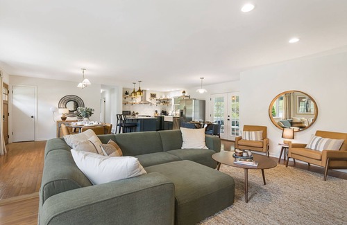 Alexander Casa | Secluded Oasis: 15 Min to DT, Hot Tub, Sauna, GameRoom, FirePit, Dogs Welcome!
