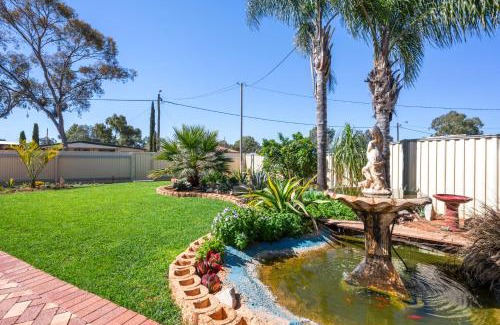 South Kalgoorlie Casa | Secluded oasis & inground pool