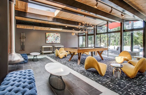 Lochwood Villa | Secluded Private Retreat with Luxurious Pool & Spa