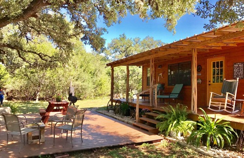 Utopia Cabina | Four Sisters Ranch Cabin, entre Garner y Lost Maples. Aislado y privado!