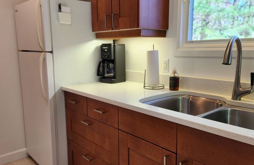 Dyke Cabina | Secluded, romantic cabin for 2 in the Blue Ridge mountains of Virginia