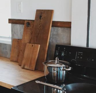 Dunlap Casa | Secluded rustic 1-bedroom cabin on private land