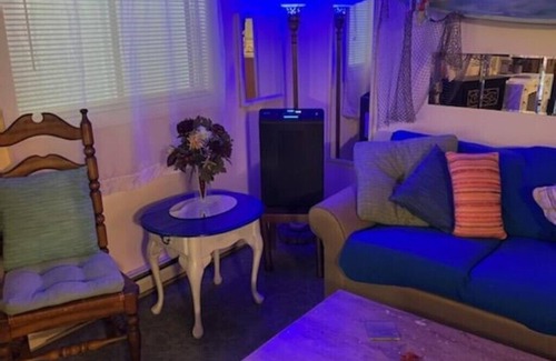 Sea Scape Apartamento | Aislado Santuario Cerca del mar w / Patio Cercado Para Niños y Mascotas !!