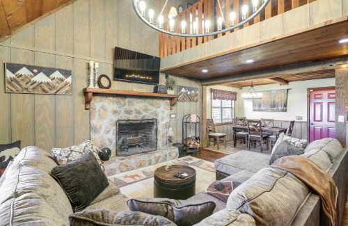 Sevierville Casa | Secluded Sevierville Cabin Hot Tub and Mtn Views!