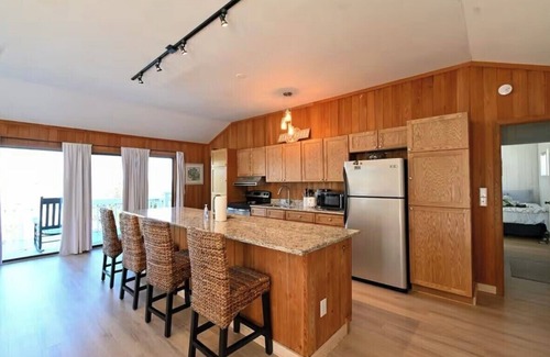 Saint Helena Island Casa | Secluded Shoreline Retreat