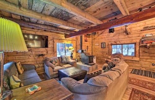 Vanderbilt Casa | Secluded Vanderbilt Cabin, 9 Mi to Treetops!