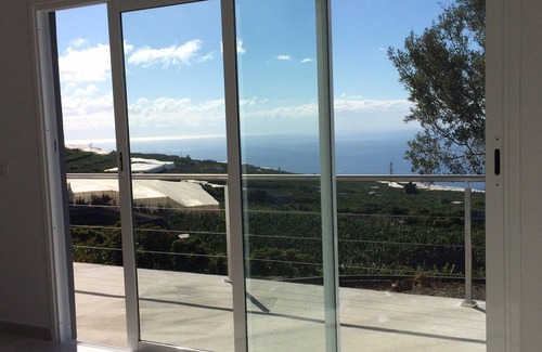 Tijarafe Casa | Villa aislada con vistas panorámicas al mar - con piscina infinita - Wifi gratis