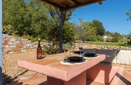Tavira Villa | Villa aislada con piscina privada y terrazas con vistas al mar.