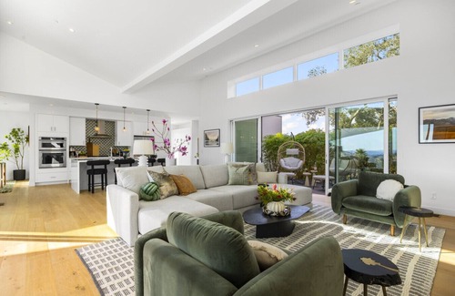 Santa Rosa Casa | Secluded Wine Country Luxury | Vineyard Views, Saltwater Pool, Sauna, Game Room