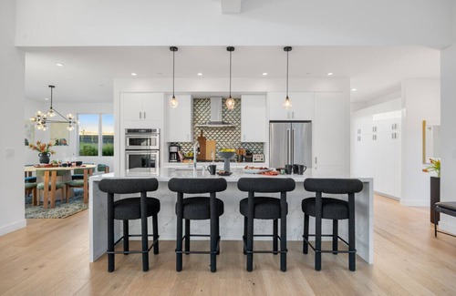 Santa Rosa Casa | Secluded Wine Country Luxury | Vineyard Views, Saltwater Pool, Sauna, Game Room
