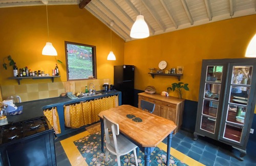 Selemadeg Cabina | Secluded Wooden Cabin Overlooking Rice Terraces