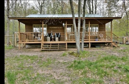 Spooner Cabina | Secluded Yellow River Cabin