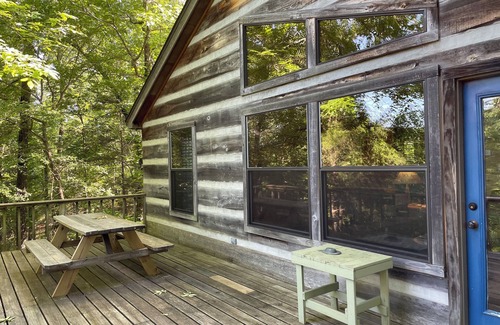 Marshall Cabina | Secluded yet within minutes of your favorite outdoor activities!!