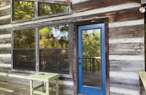 Marshall Cabina | Secluded yet within minutes of your favorite outdoor activities!!