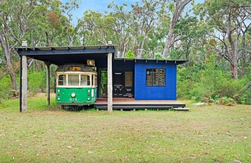 Balnarring Casa | Seclusion, Tram, Native Bush, Wineries, Beaches, Melbourne Icon, Village nearby