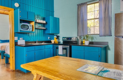 Leakey Cabina | Second Wind Ranch, Beautiful secluded cabin in the woods!