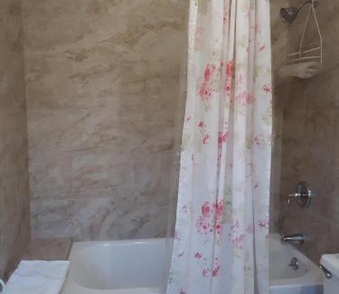 Oak Park Cama Y Desayuno | Secret Garden Inn & Cottages