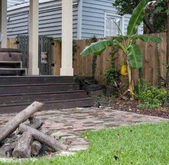 Thomas Square Casa | Secret Garden Studio w/Hot Tub: Near Forsyth Park