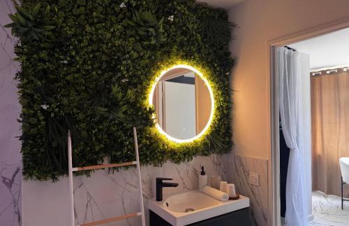 Livron-sur-Drome Apartamento | Secret room