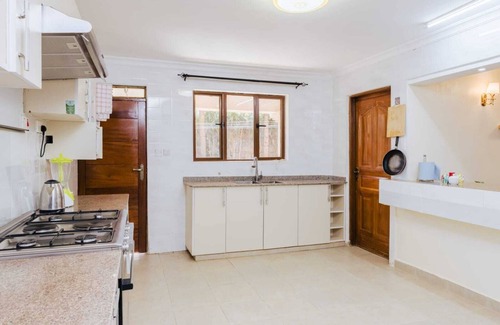 Naivasha Casa | Secret Valley Guest House