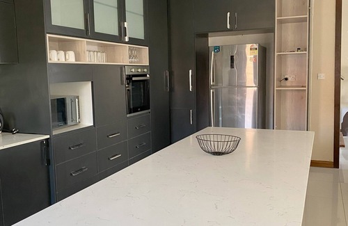 Gaborone Casa | Secure home next to airport junction mall, 11 minutes from the airport.