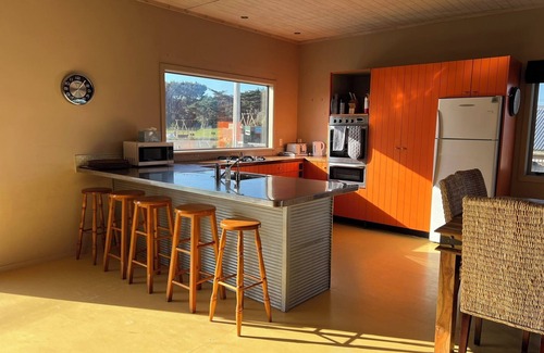 Himatangi Beach Casa | See and hear the surf