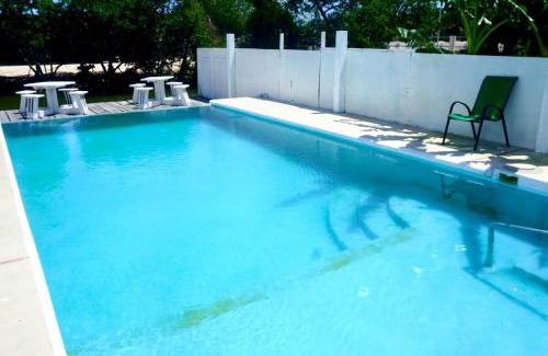Belize City Apartamento | See Belize SUNRISE Sea View 2-bed Studio with Pool & Deck, 1st Floor