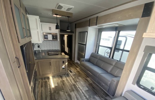 Seeley Casa | See More Trailer