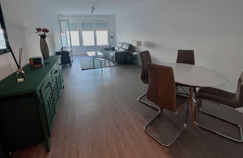 Dean Pequeno Apartamento | See views, beach at 50meters walking distance