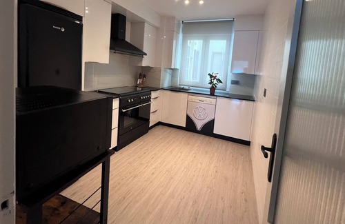 Dean Pequeno Apartamento | See views, beach at 50meters walking distance