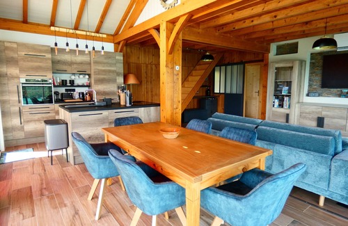 Villages du Lac de Paladru Casa | SEEBLICK chalet romántico spa / vista al lago