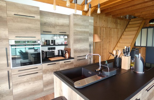 Villages du Lac de Paladru Casa | SEEBLICK chalet romántico spa / vista al lago