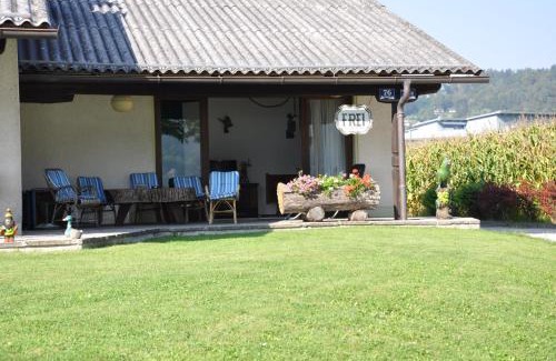 Krumpendorf am Woerther See Casa | Seebungalows Wedenig direkt am See