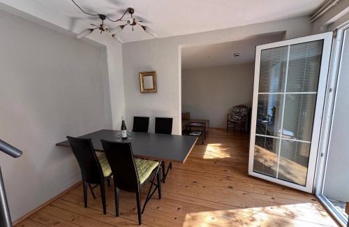 Altstadt Apartamento | seeglueck HÄUSLE - Charmantes Ferienhaus mit Innenhof in zentraler Altstadtlage von Konstanz