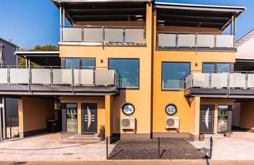 Kahnsdorf Casa | Seehaus Albatros Comfortable holiday residence