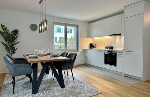 Kerzers Apartamento | Seeland Bijou Apartment - 2 bed