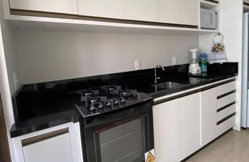 Castelo Branco Apartamento | SEGURO, 2 QUARTOS, TODO REFORMADO, 200m DO MAR, WiFi