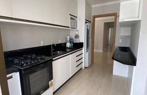 Castelo Branco Apartamento | SEGURO, 2 QUARTOS, TODO REFORMADO, 200m DO MAR, WiFi