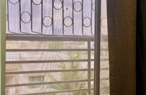 D.H.A. Apartamento | Seharcation: Stylish 1BR Urban Hideout in Prime Location