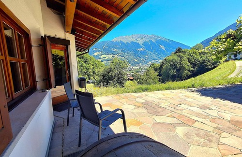 Tschagguns Apartamento | Sehr Große Ferienwohnung mit 2 Etagen, Garten, Terrasse und Panoramisch Aussicht